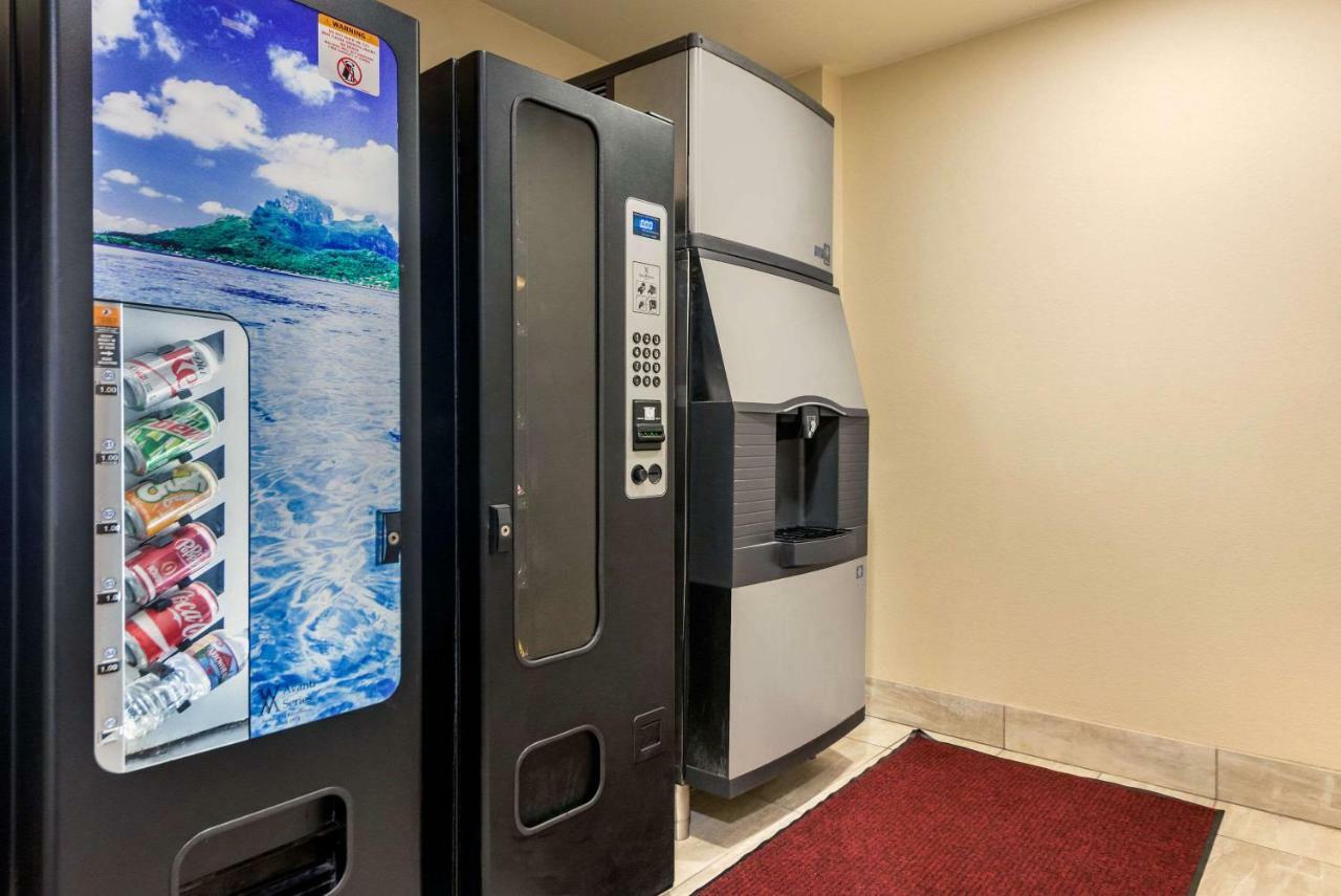 Comfort Inn Limon Eksteriør billede